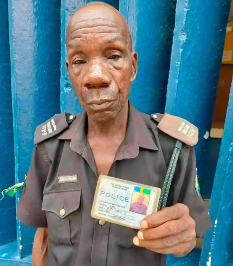 JUST IN: Retired Nigerian Police Inspector Arrested for Conducting Illegal Stop-and-Search Operations