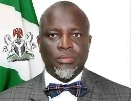 JAMB registrar, Oloyede, breaks down in tears, apologises for UTME mass failure