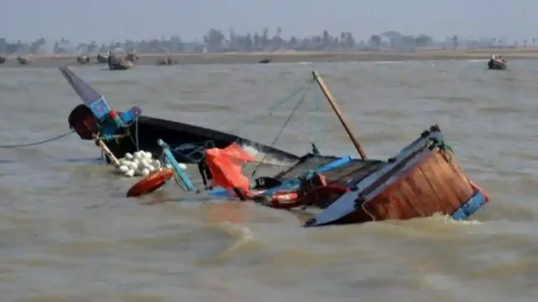 Many Feared Dead as Boat Carrying Sokoto Residents Fleeing Bandit Attacks Capsizes